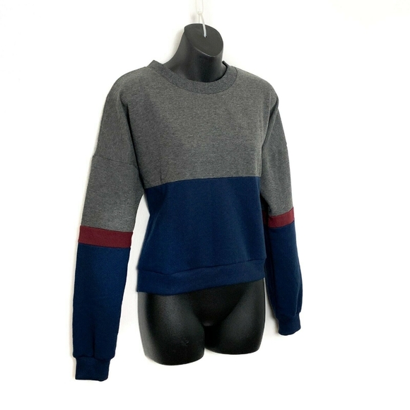 Eddie Bauer Blue, Gray, and Maroon Cropped Sweatshirt. - Picture 1 of 3